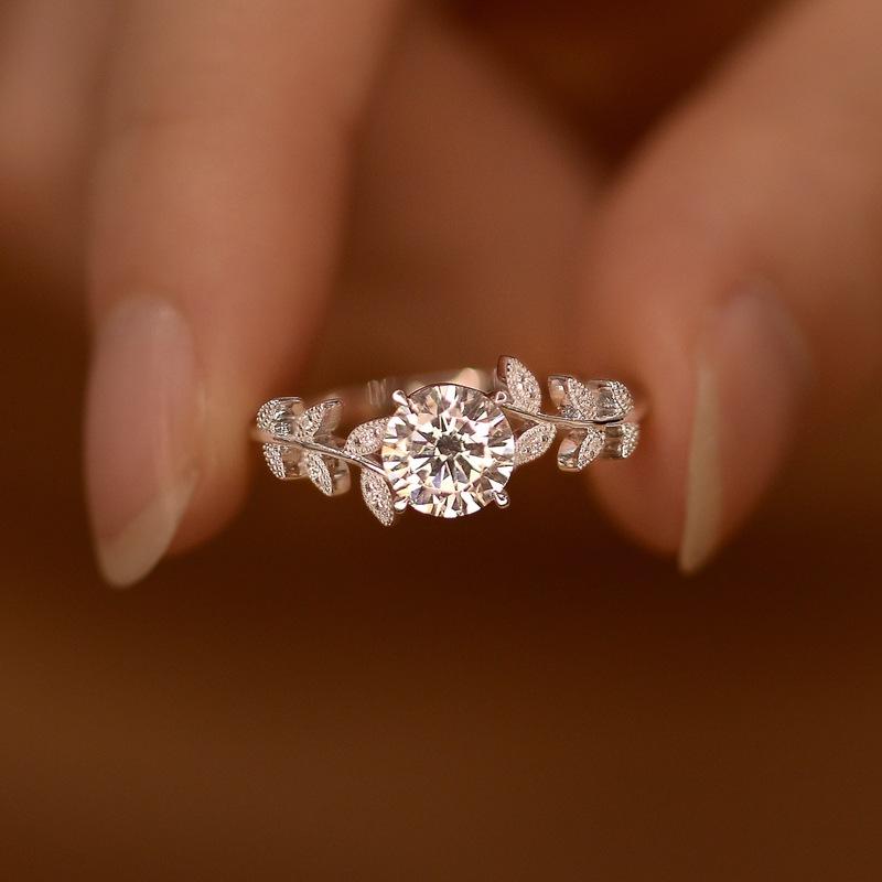 Exquisite Women's Engagement Ring Simple Leaf Crystal Zircon Jewelry Wedding Party Gift