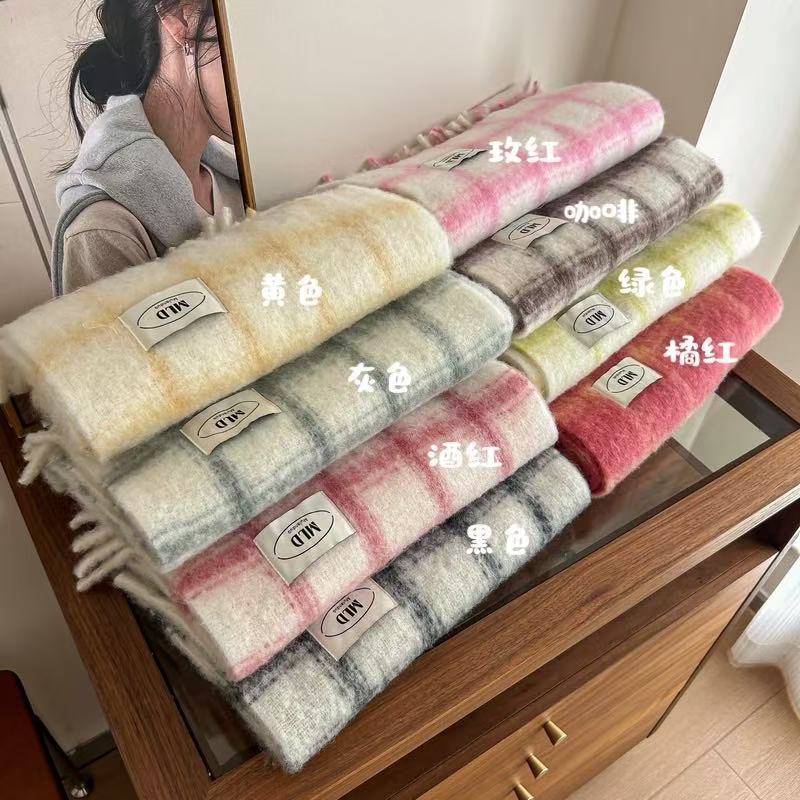 Korean Version of the New Winter Soft Waxy Plaid Scarf Women's Imitation Cashmere Warm Student Couple Shawl