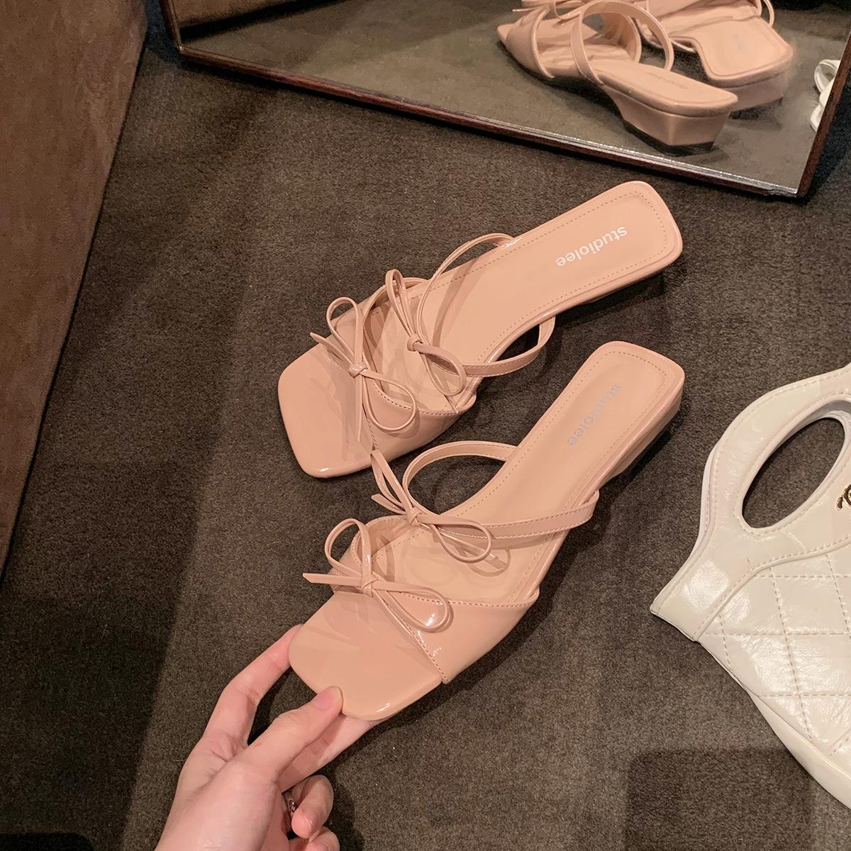 

~ Height increase 3.5cm~ Temperament square head double bow with versatile sandals 40 телесный