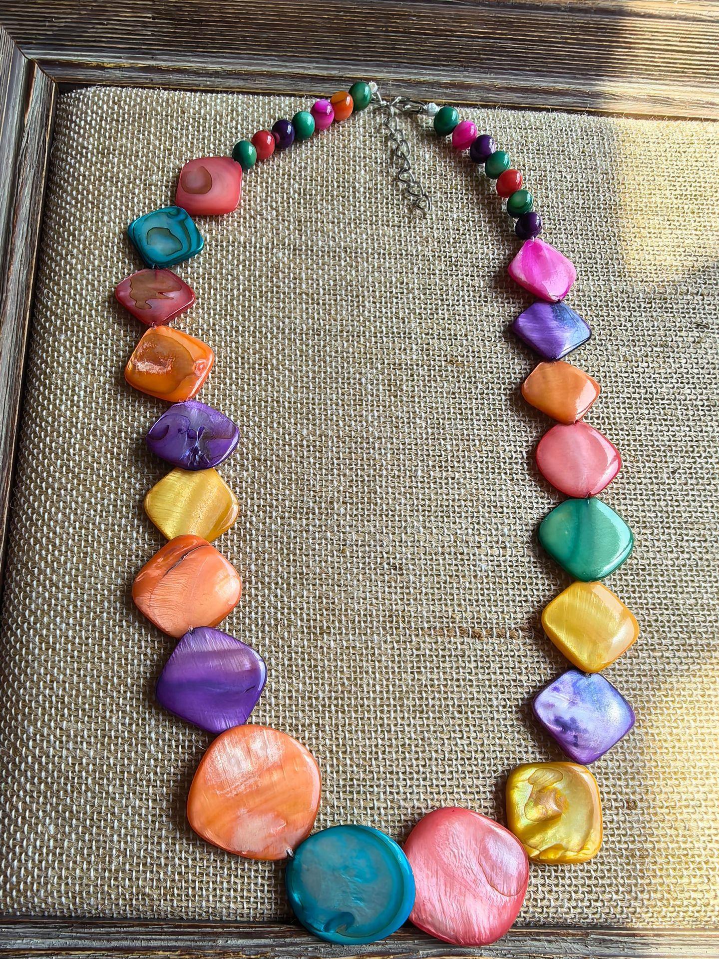 Creative Contrast Color Handmade Personality Simple Trendy Dopamine Rainbow Natural Shell Necklace Hand