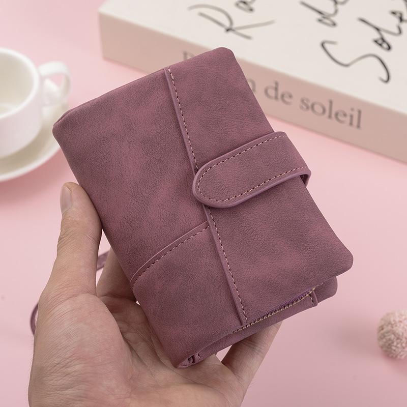 Mattierte dreifach faltbare Geldbörse für Damen: Großes Fassungsvermögen, Mehrere Kartenfächer, Münzfach, Schnalle, Patchwork-Design