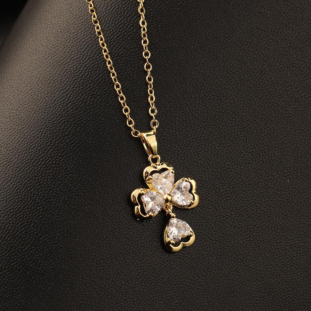 Colier pandantiv Love cu micro incrustație de lanț de claviculă cu zircon colorat, pandantiv geometric pentru fete, cadou de bijuterii de colier în formă de inimă