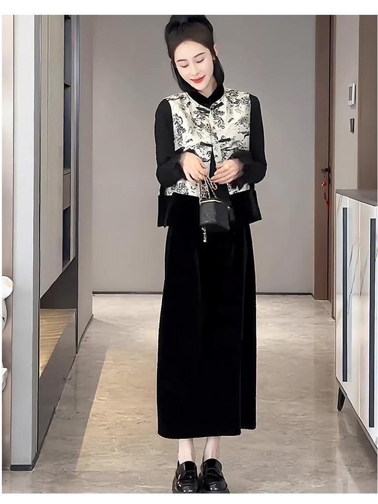 Women's Black Gold Velvet High Waist Slit Skirt - Elegant Mid-Length Tube for Spring/Autumn 2026