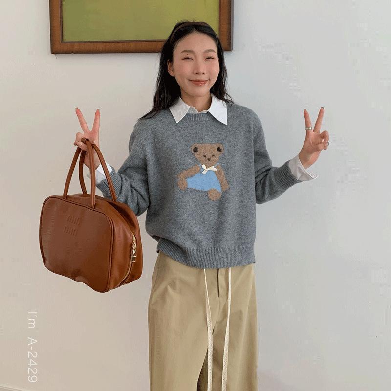 2024 Cute Teddy Bear Round Neck Pullover Sweater
