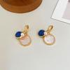French Retro Shell Earrings: Elegant, Light Luxury Ear Cuffs for Women