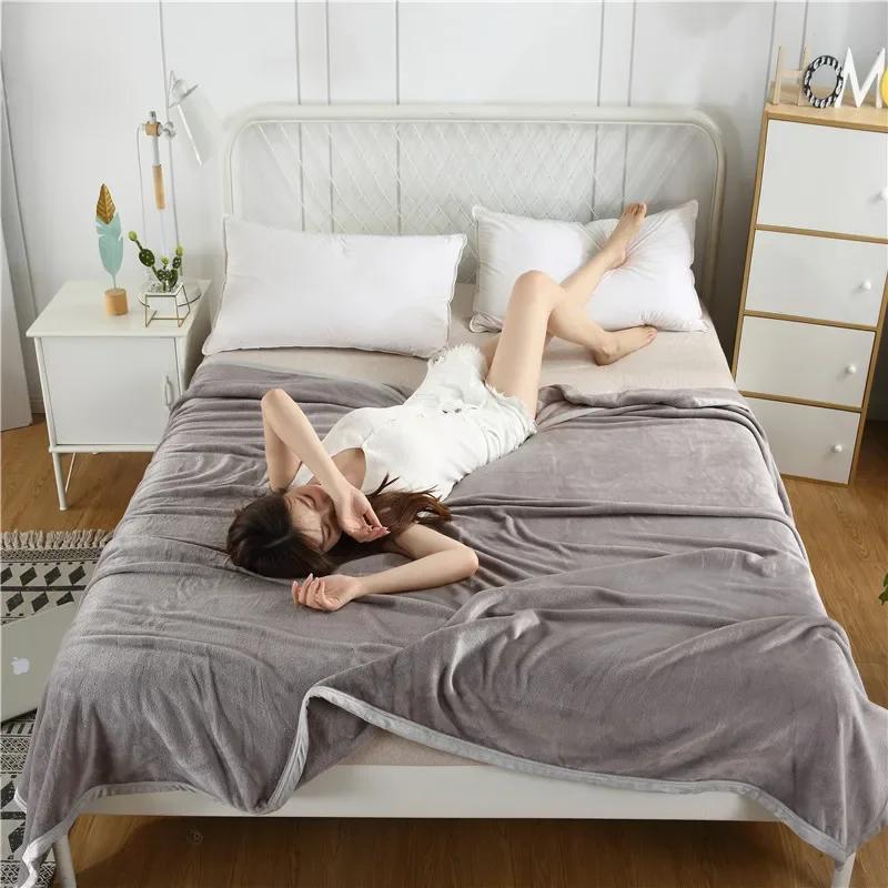 Modern Minimalist Solid Color Coral Fleece Blanket Four Season Universal Thick Warm Air Conditioning Nap And Leisure Blanket