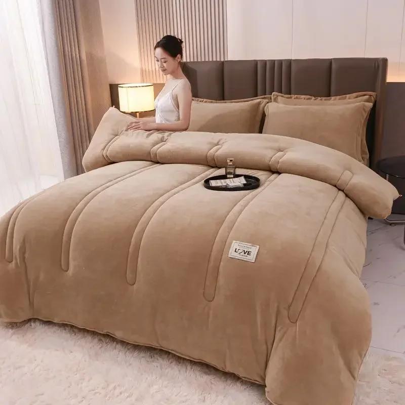 

Теплое зимнее одеяло из овечьего бархата, толстое фланелевое и двухстороннее одеяло из овечьего бархата, стеганое, толстое, теплое и удобное 220x240cm 5kg