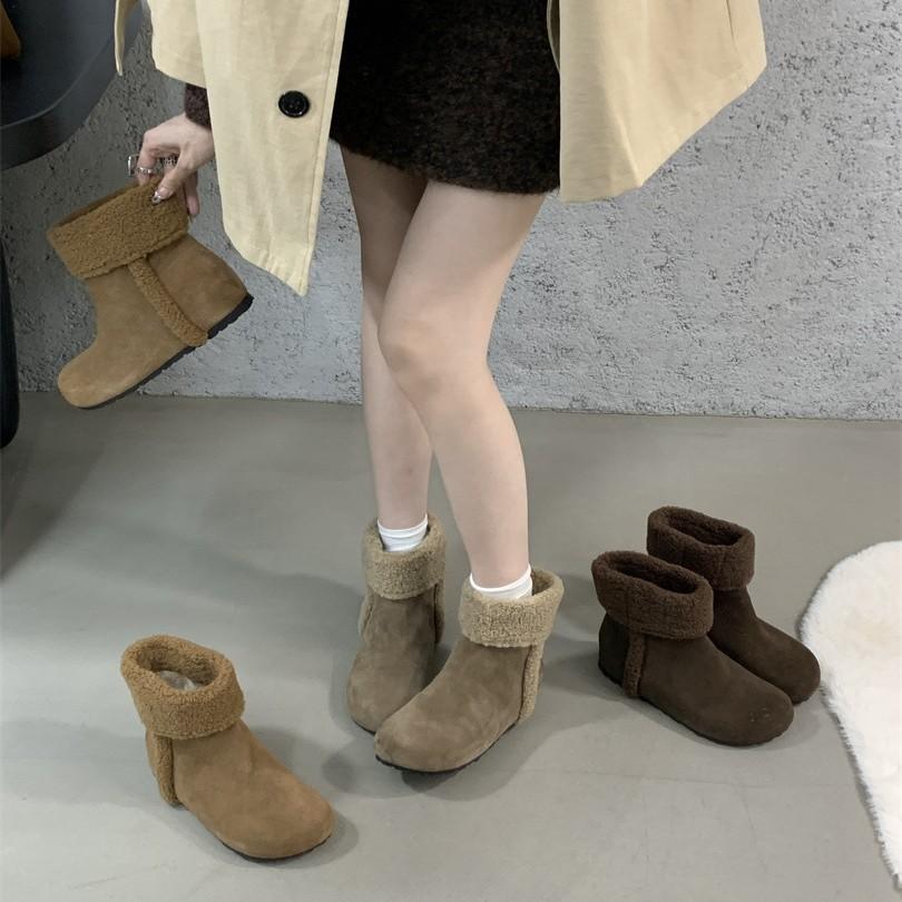 Inner heightening snow boots 2025 autumn and winter new Korean version plush short boots fluffy shoes
