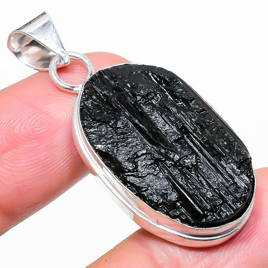 

Этническая ювелирная подвеска ручной работы с черным турмалином и драгоценным камнем 1,77 дюйма SR-8962