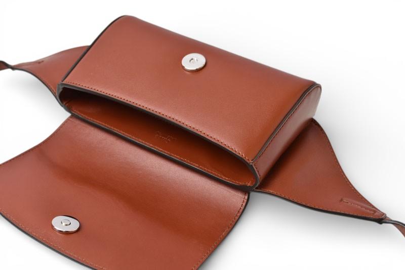 Used Chloebody bag leather Women