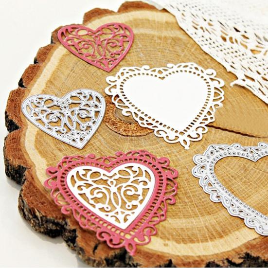 2 Pezzi Pizzo Cuore Metallo Fustelle Taglio Fai da Te Scrapbooking Carta Biglietto Album Artigianato Stampo