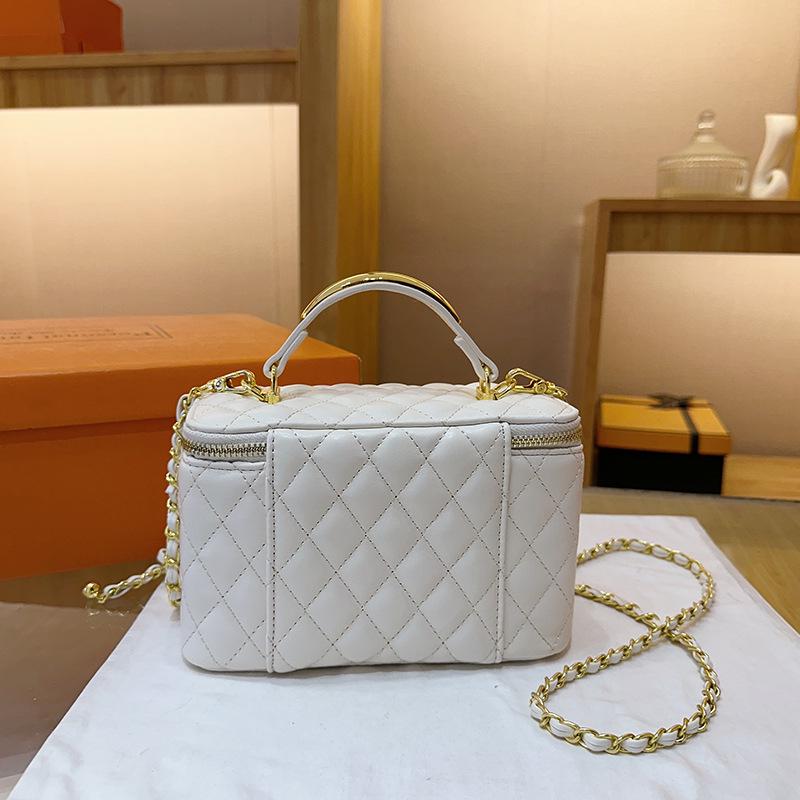 Neue vielseitige Argyle-Ketten-Umhängetasche mit Stickerei