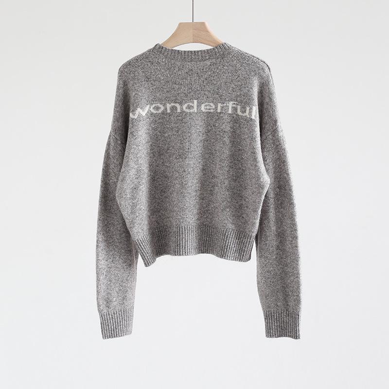 

Свитер-пуловер с круглым вырезом и длинными рукавами в стиле мандала для женщин One Size светло-серый