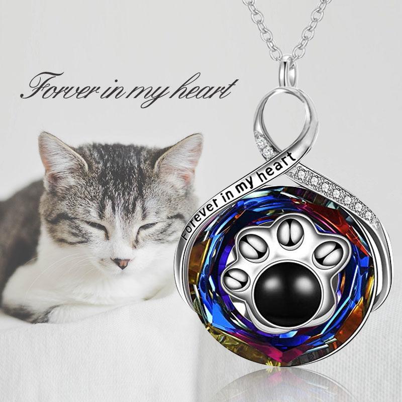 Cat claw Necklace matches with gifts given by lovers to girls. It's