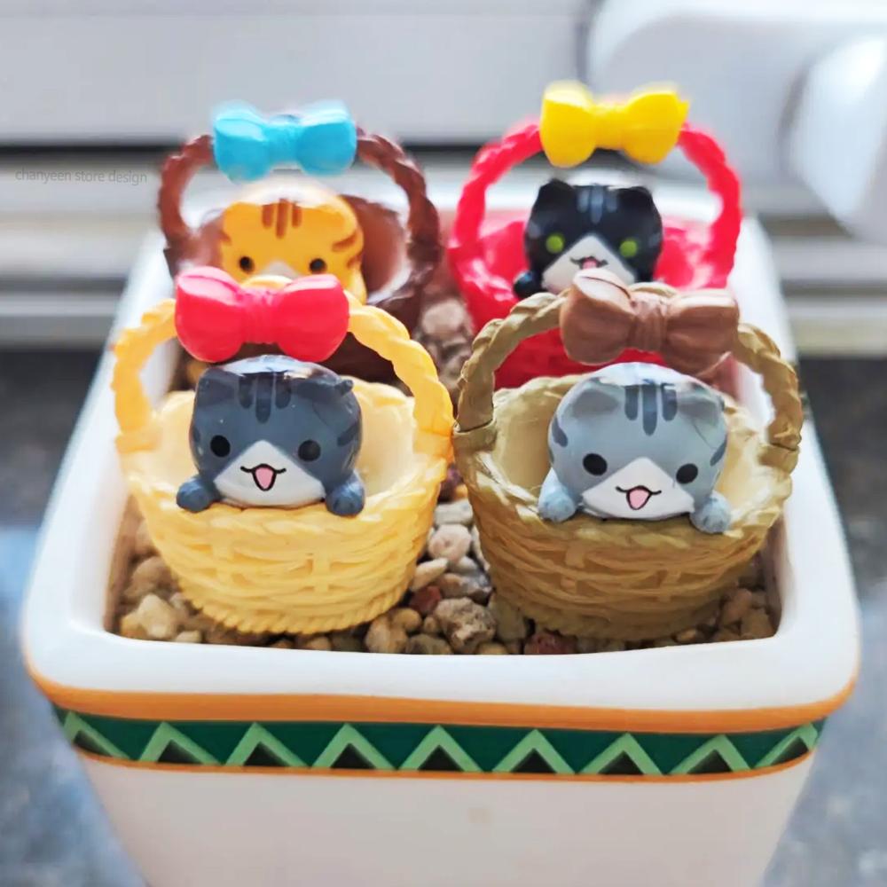 Cute Basket Cat Ornament Miniature Kitten Figurines Statue for Kids Children Baby Birthday Gift Room Garden Car Home Decoration