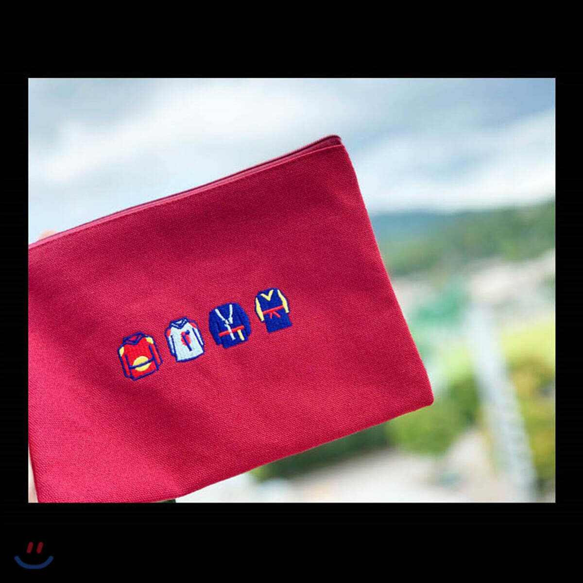 

Sejong 2019, 1446 Embroidered Pouch