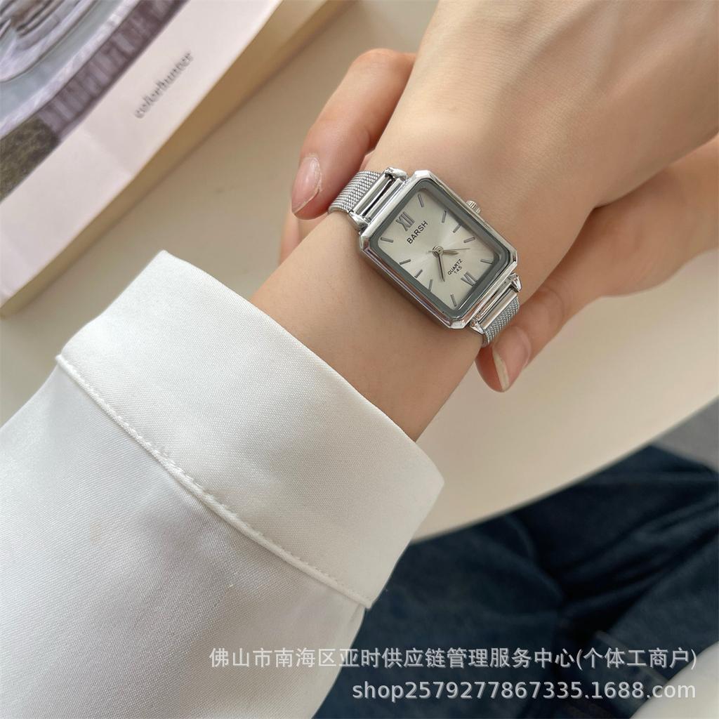 Mesh Belt Silver Powder Small Dial Square Women'S Watch Niche Temperament Student Simple Small Sugar Cube Fashion Versatile