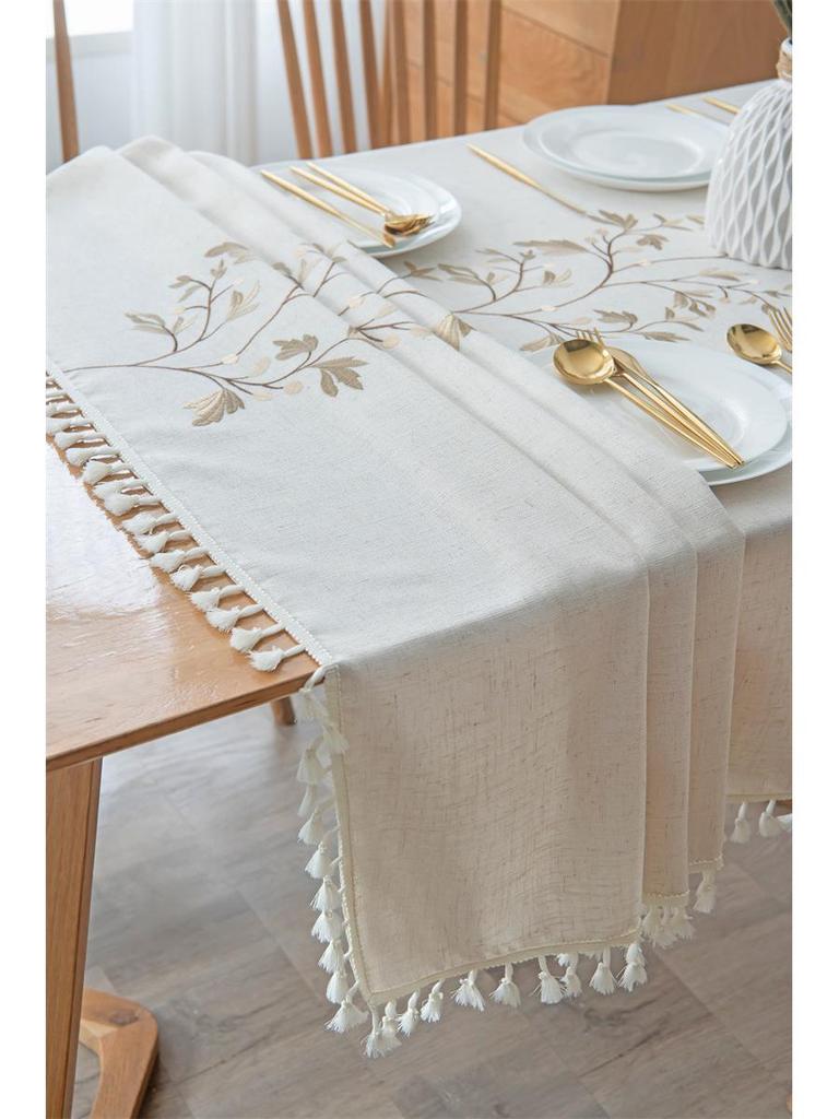 Cross-border Embroidered Plaid Floral Tassel Tablecloth for Coffee & Dining Tables