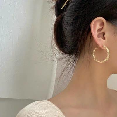Irregular Exaggerated Circle Earrings Minimalist Modern Geometric Hoop Earrings for Women Trendy Boho Statement Jewelry Accessories