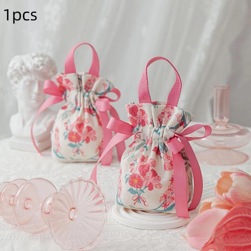 Retro Flower Handheld Candy Bags Wedding Gifts Packing Bags Portable Drawstring Candy Storage Bags