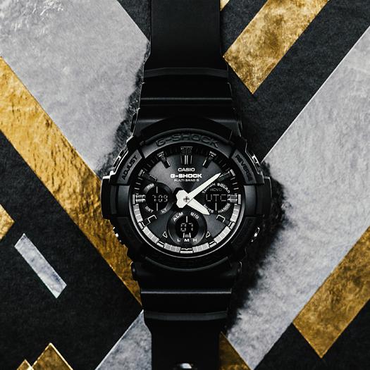 Casio G-SHOCK Men's Resin 200M Water Resistant Analog Shock Resistant Quartz Watch GAW-100B-1A