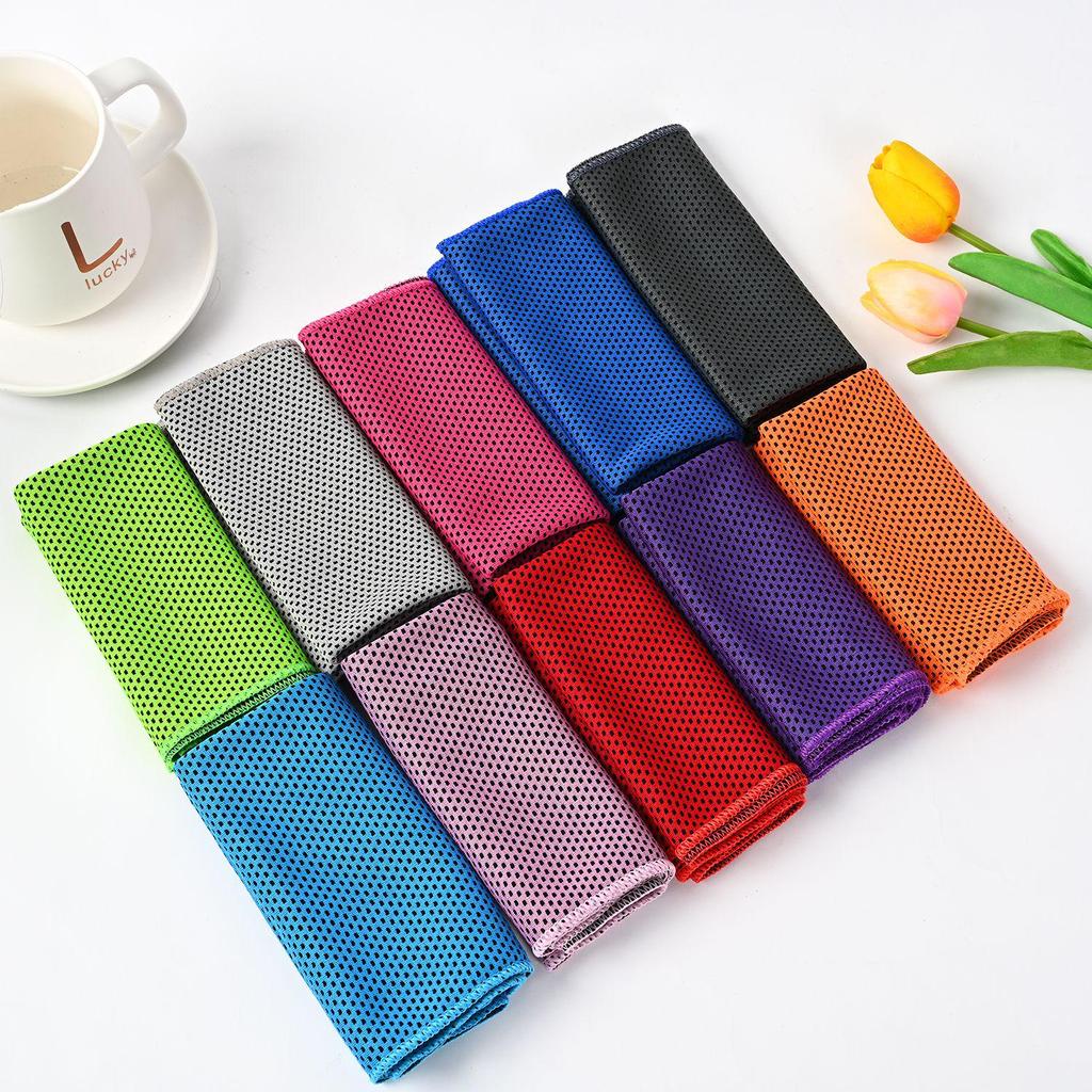Serviette de Sport Rafraîchissante en Soie Glacée - Séchage Rapide, Logo Personnalisable, Parfaite pour le Fitness au Printemps et en Été