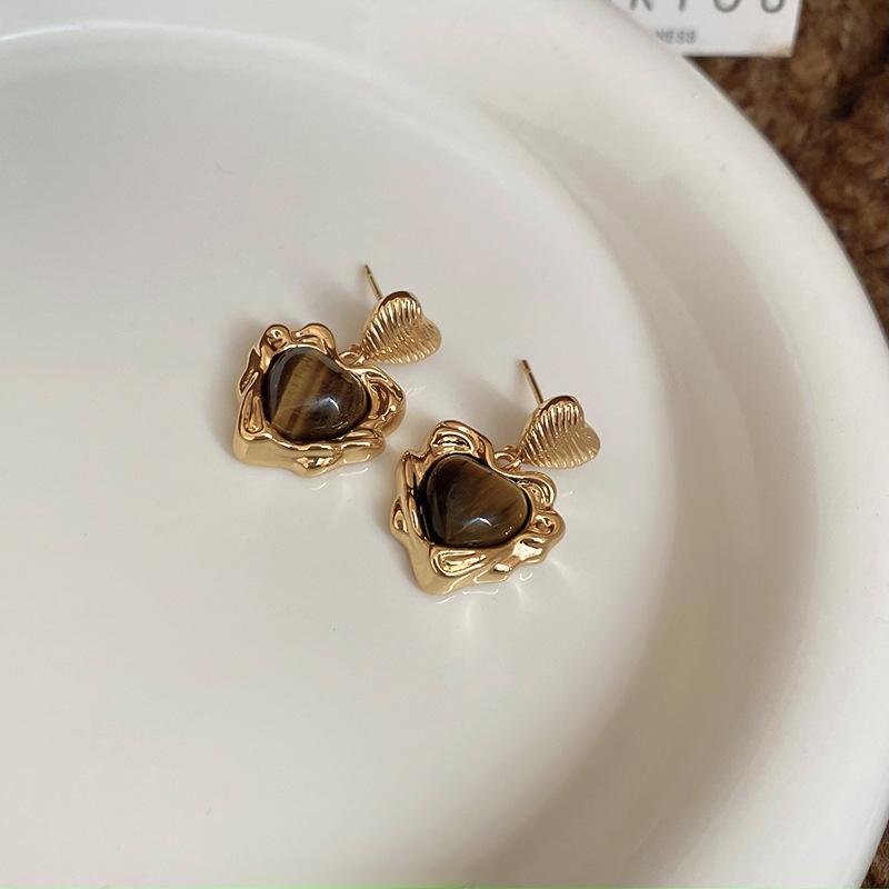 Melanoid Tiger Eye Heart Stud Earrings - Luxurious Fashion Jewelry Design