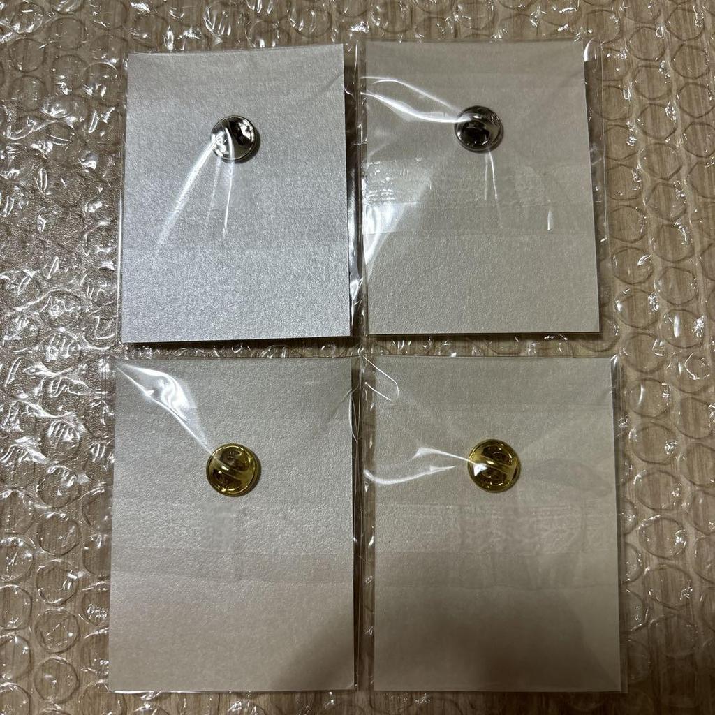 [USED] SHINee Jonghyun solo concert pin badge set of 4