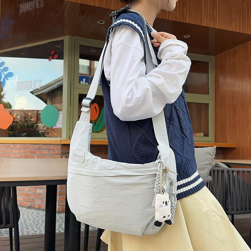 Нейлоновая сумка женская однотонная сумка через плечо большая вместительная сумка через — фото 5