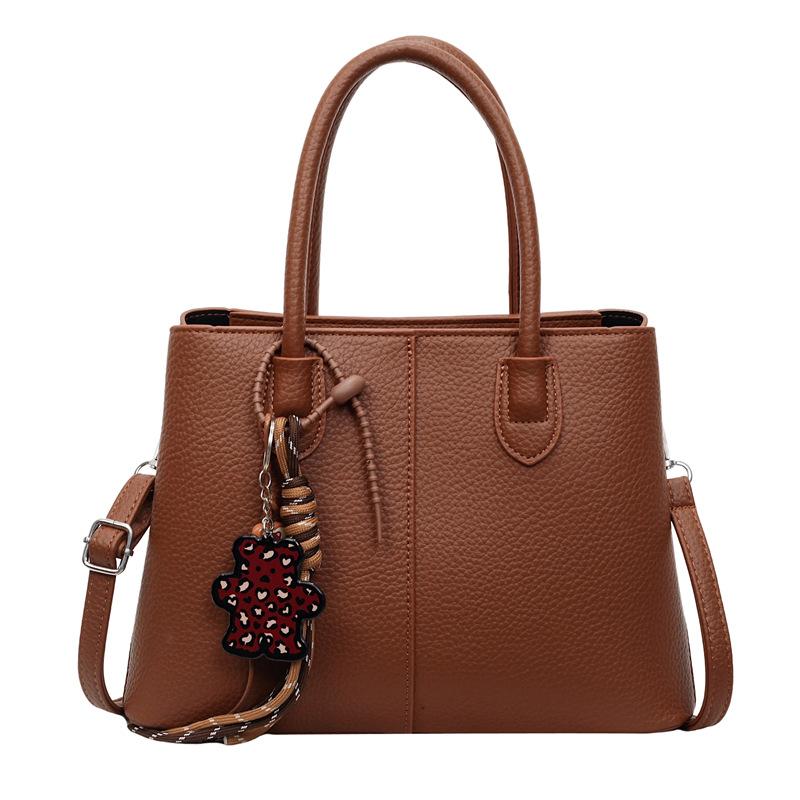 Retro Bag Women's Autumn and Winter 2025 New Versatile Casual Shoulder Messenger Bag Premium Texture Portable Tote Bag