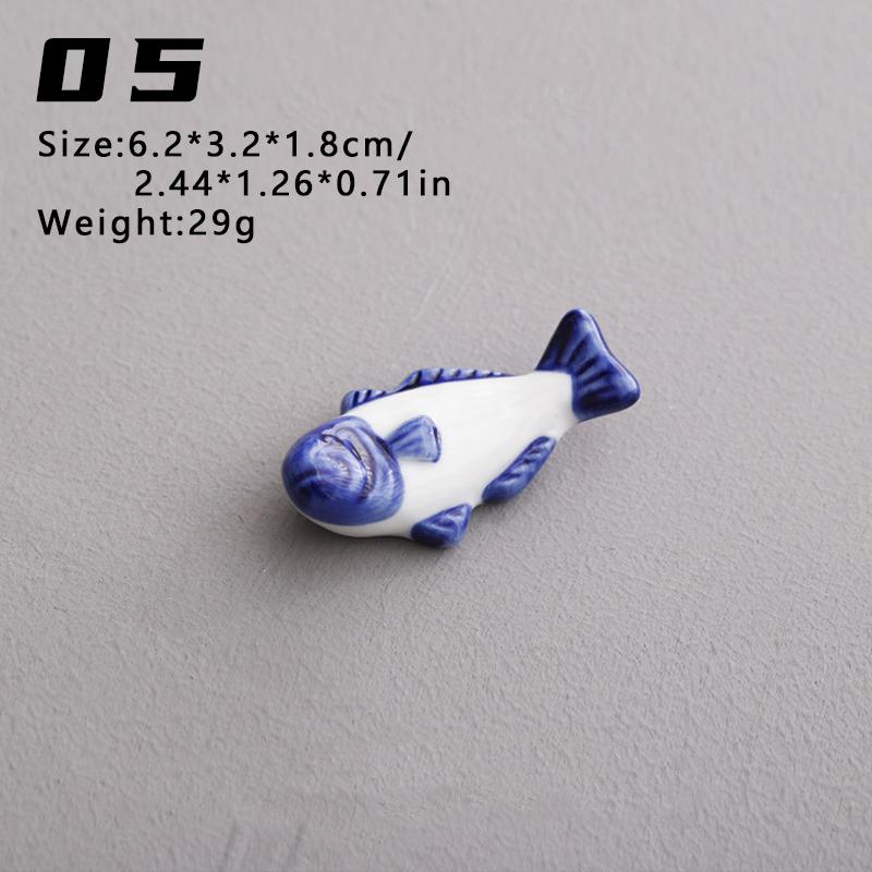 Cute Little Fish Ceramic Solid Chopstick Holder for Japanese Restaurants, Spoons, Fork Racks, Ceramic Rest Kitchen Utensils