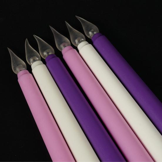 5 ks LED svítící svíčka Bezplamenná kuželová svíčka na baterie Teplé světlo pro domácí párty