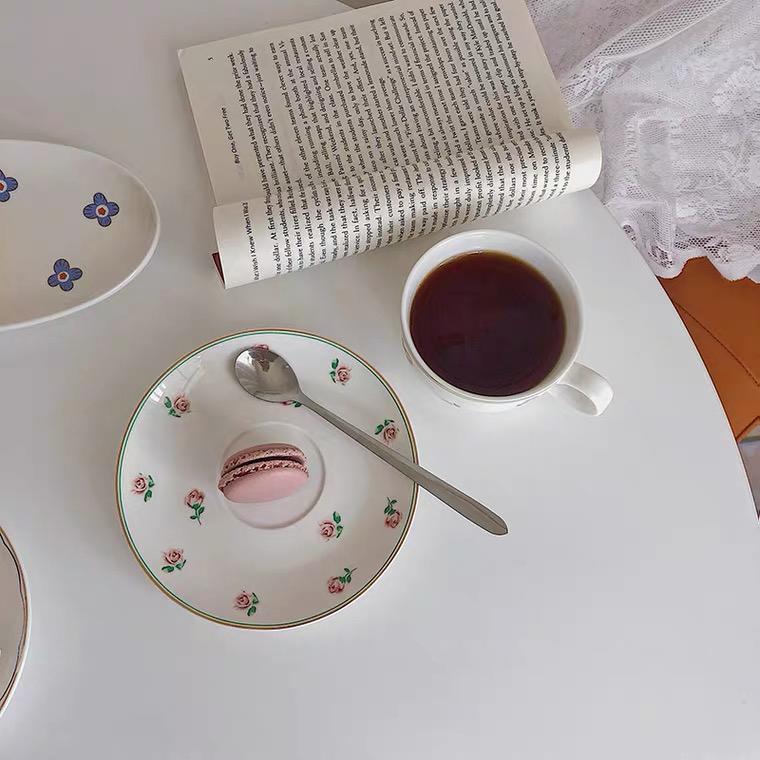 Ins Květinový hrnek Hrnek na kávu Sada nádobí Dvoudílná sada Šálek na kávu Keramický hrnek na vodu Hrnek na mléko Šálek na odpolední čaj