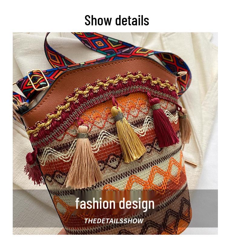High-End 2025 Women's Ethnic Woven Tassel Crossbody Bucket Bag
