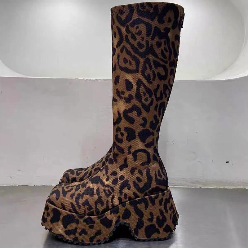 Leopardí kozačky nad koleno Dámské platformové sněhule Semišové boty se čtvercovou špičkou 2024 Trendový design Vysoké podpatky Chelsea boty Goth Botas