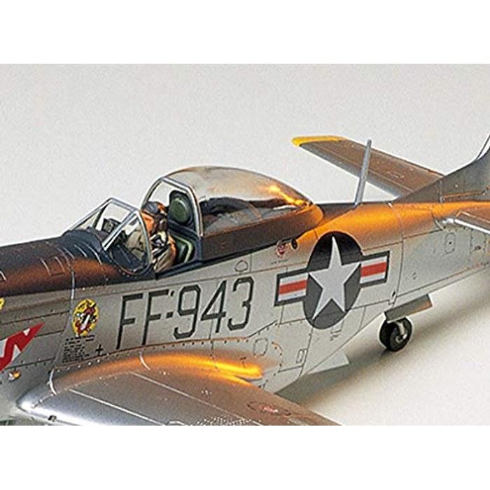 Tamiya 1/48 Masterpiece Series No.44 US Army North American F-51D Mustang Korean War 61044 (9.25 x 8.06 x 3.34 inches)