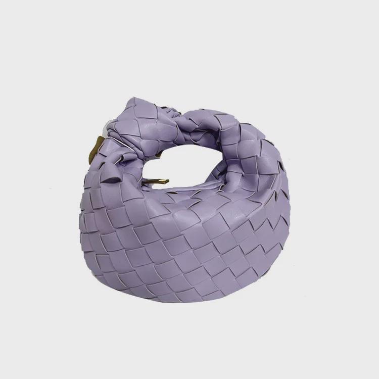 Ručně vyráběné dámské mini knedlíčkové taštičky - elegantní ručně tkaný design croissantu