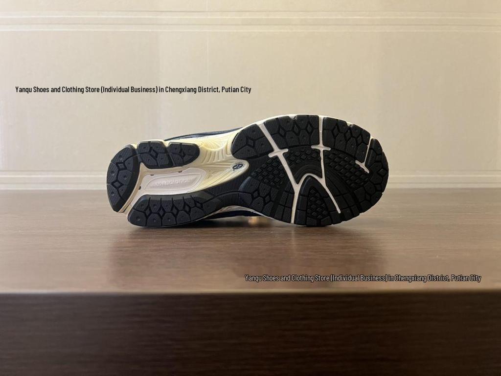 Original NB2002R Klassisch Grau Sportschuhe | Rutschfest, Abriebfest, Atmungsaktiv, Retro-inspiriert Lauf- & Freizeitsneakers