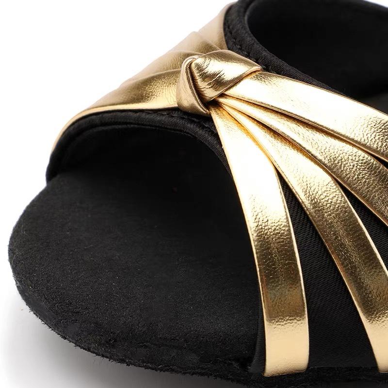 New Latin Dance Shoes for Women's Dance Hall/Sasha Dance/Latin Dance Practice Shoes Black Gold Fashion Color Combination 3.5cm