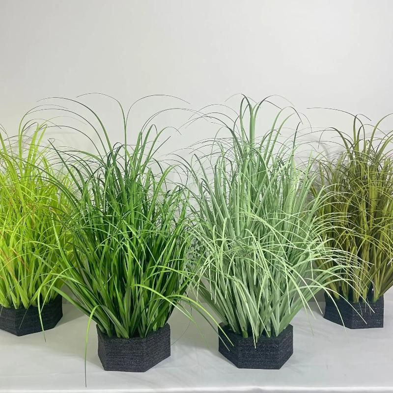 5PCS Simulated Small Grass Bushes for Decorating Fake Grasslands Simulating Reeds and Fake Green Plants Home Decoration PVC Material