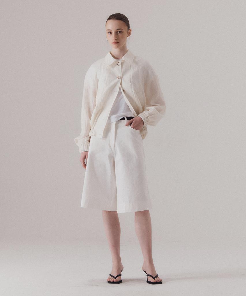 SILN Classic Contour Bermuda Pants (White)