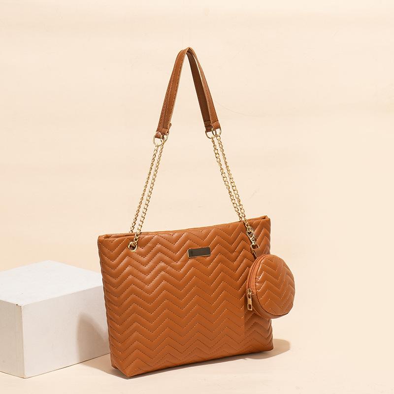 

Wavy Embossed Mother Tote Bag Fashion Embroidered Sequins Large Capacity Single Shoulder Handbag