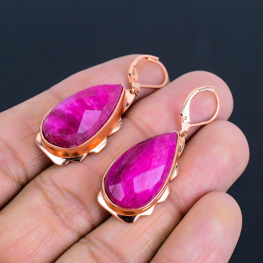 Facettierter Rubin Edelstein Kupfer Schmuck Handarbeit Frauen Ohrring Geschenk für Sie