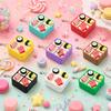 Niedliche Sushi-Tastatur Fidget Schlüsselanhänger 1 Stück Stressabbau PLA 3D Taschenanhänger für Rucksack Dekoration Teenager Tägliche Nutzung Geschenk