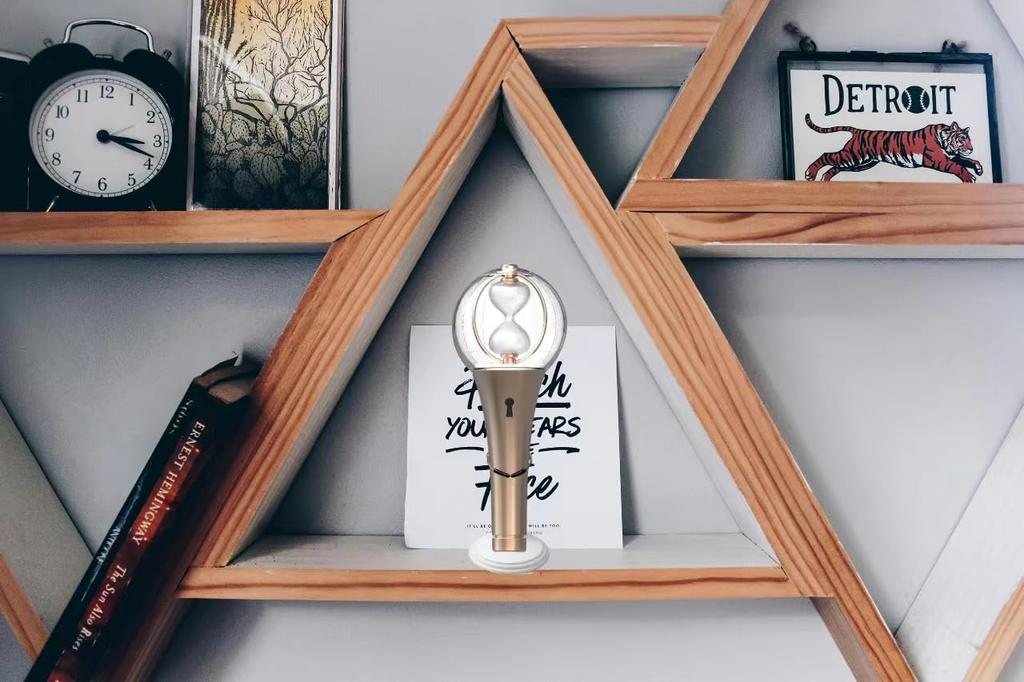 Stojak na pałeczki Light Stick K-Pop 5 szt. Regulowany uchwyt Biały Kompatybilny ze Stray Kids ENHYPEN