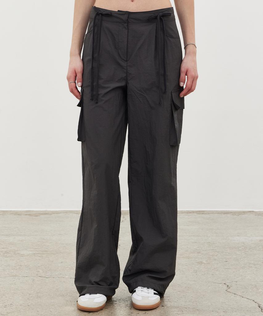 ITOV SEOUL Two Ribbon Cargo Pants Ch