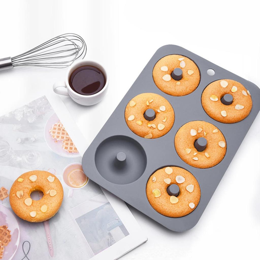 Non-Stick Silicone Donut Mold for Home DIY Baking with Heat-Resistance and Easy Release For Baking Accessories