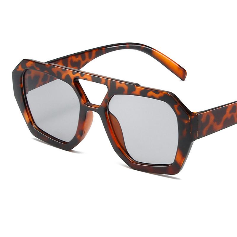 Fashion Double Bridge Sunglasses Women Men Trendy Polygonal Small Frame Sunshade Glasses Female Travel Beach Party Decor Eyewear