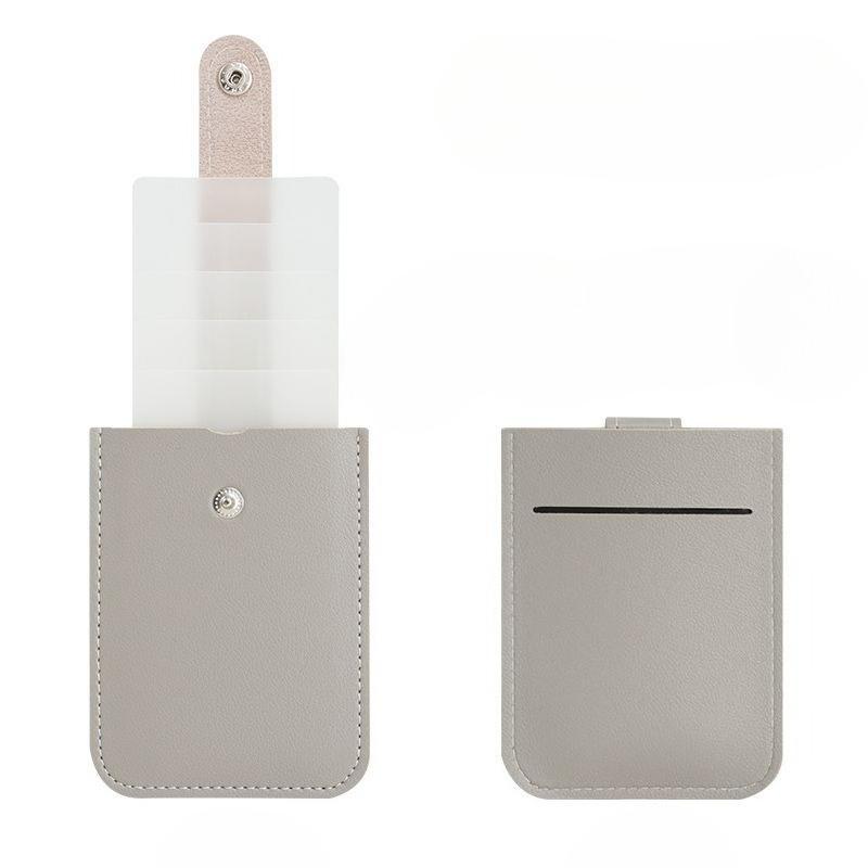 Etui na karty ze składanym wysuwanym designem i zapięciem na zatrzask