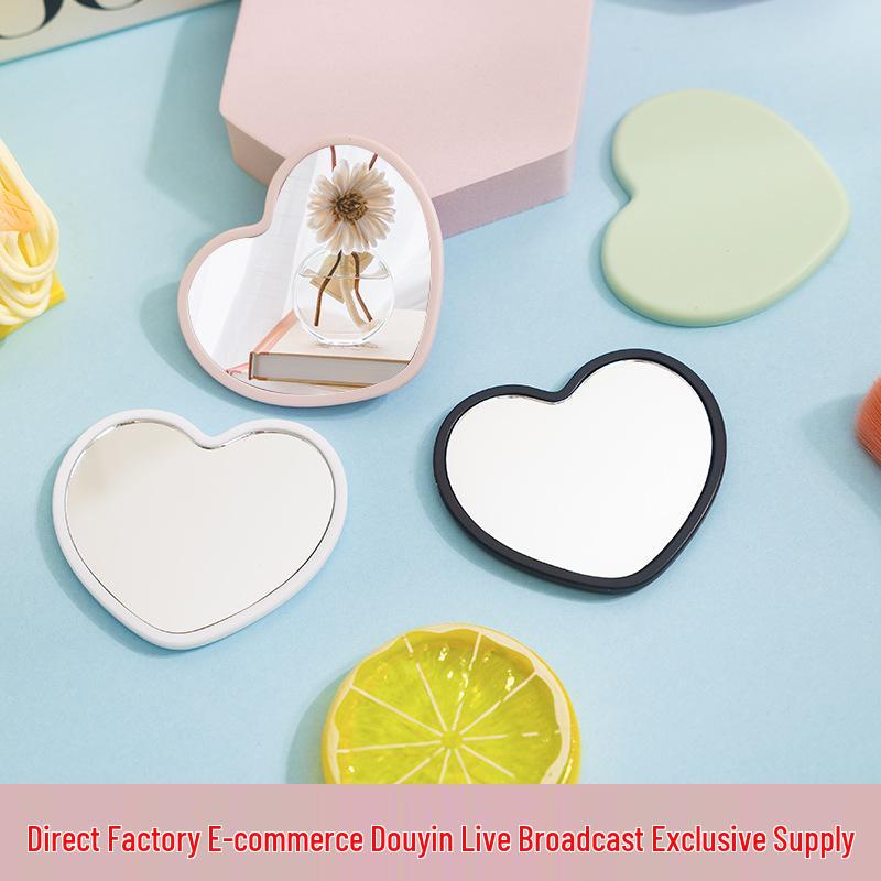 Heart-Shaped Portable Mini Vanity Mirror - HD Makeup Compact